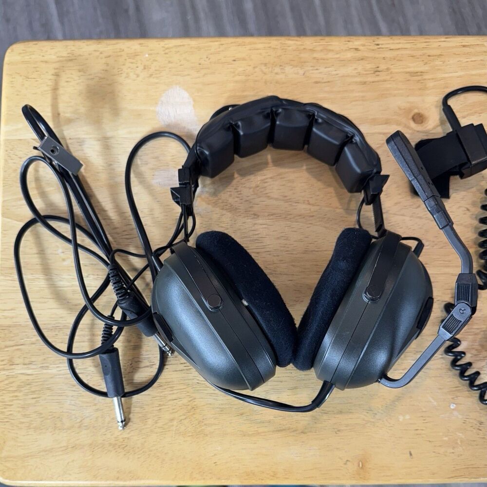 Telex ProAir 2000E Aviation Headset With Microphone And Cables Black 70470-000 - Picture 2 of 11